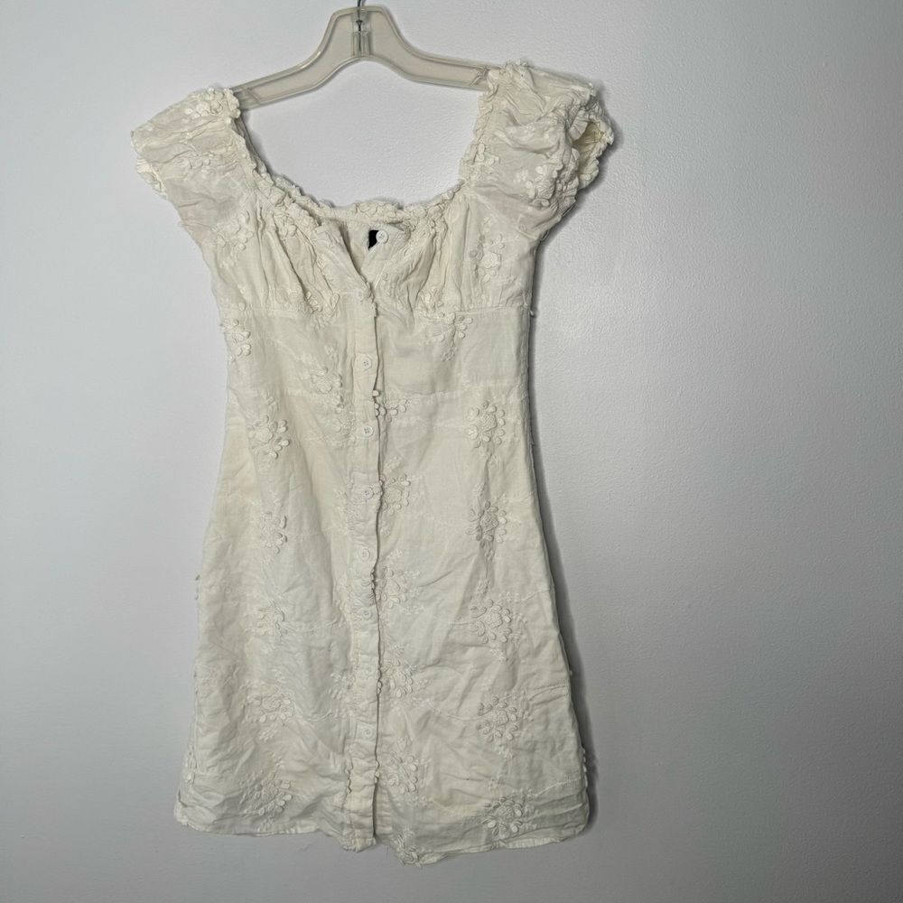 Kourt white dress size Small